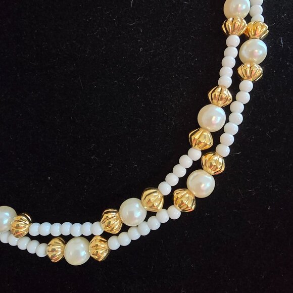 Vintage Faux Pearl,White, Gold Bead Choker Necklace Monet 15"- 18" - Picture 2 of 13